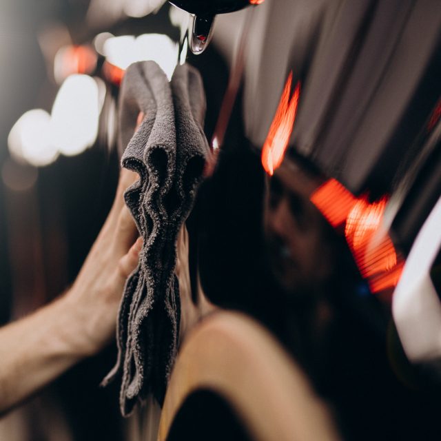 Lavage des cabines et caisses de poids lourds